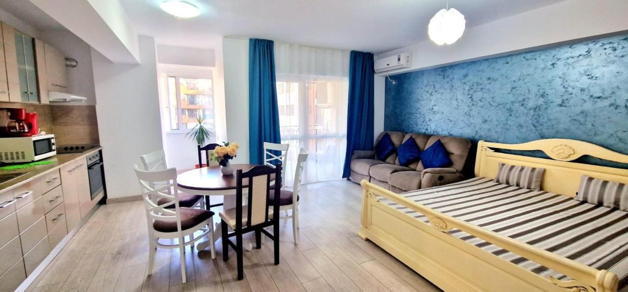 Big & Cosy Apartment With 3 Double Beds & 2 Bathrooms Яш Екстериор снимка