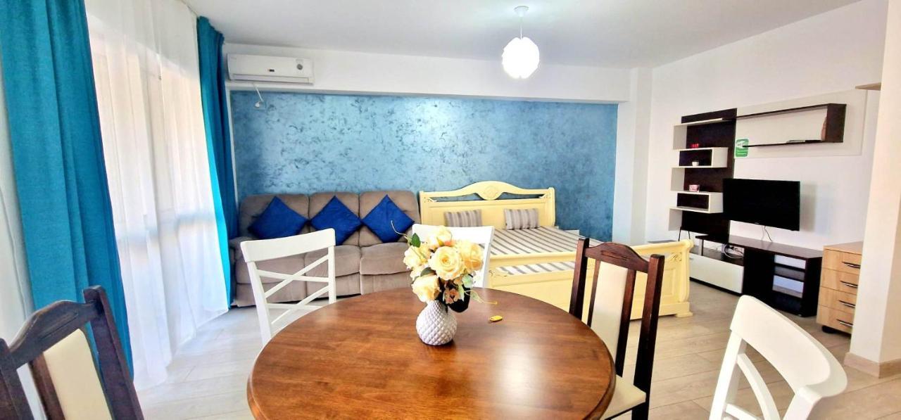 Big & Cosy Apartment With 3 Double Beds & 2 Bathrooms Яш Екстериор снимка