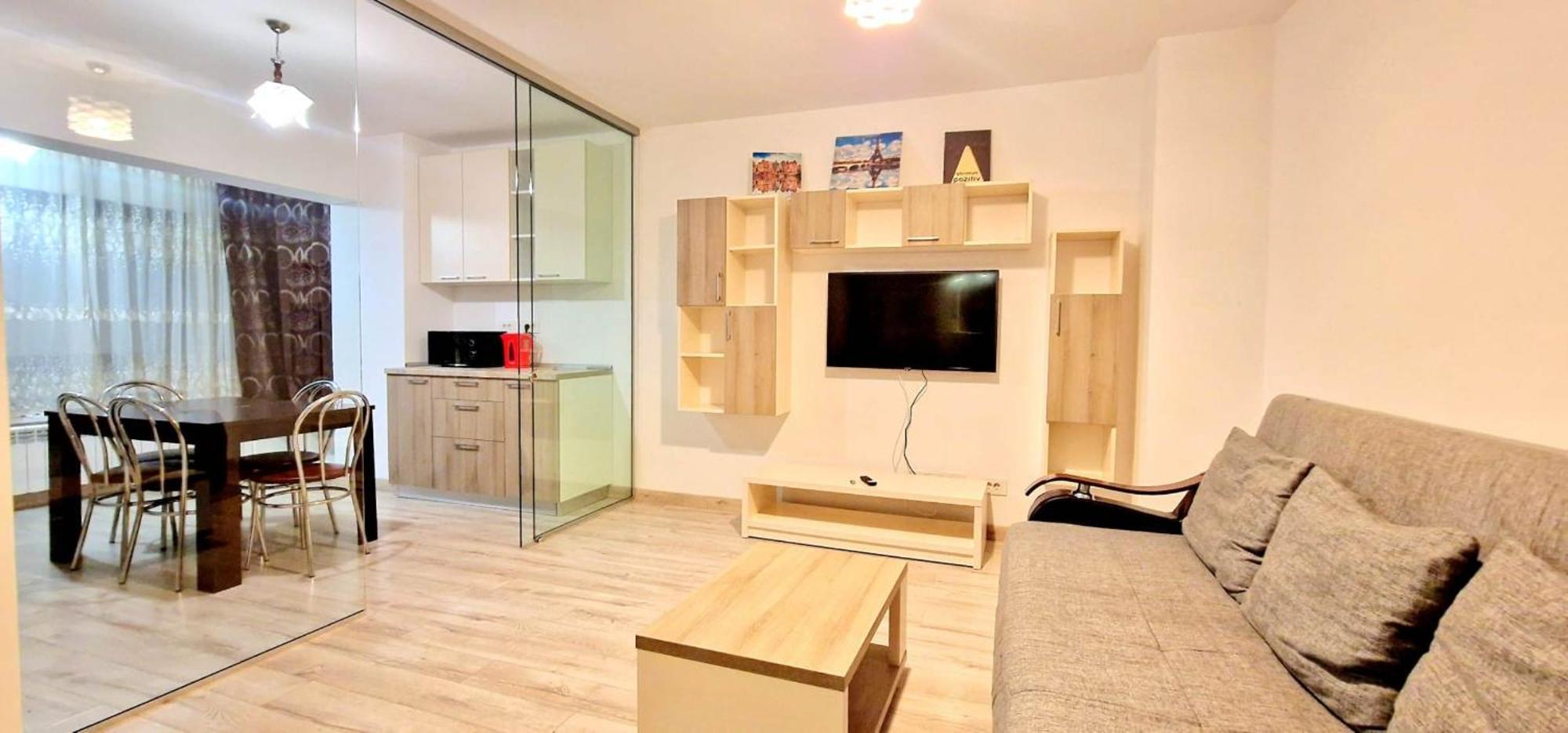 Big & Cosy Apartment With 3 Double Beds & 2 Bathrooms Яш Екстериор снимка